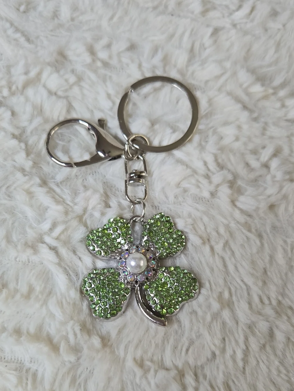 Green Crystal Four-Leaf Clover Keychain - Women's Accessory